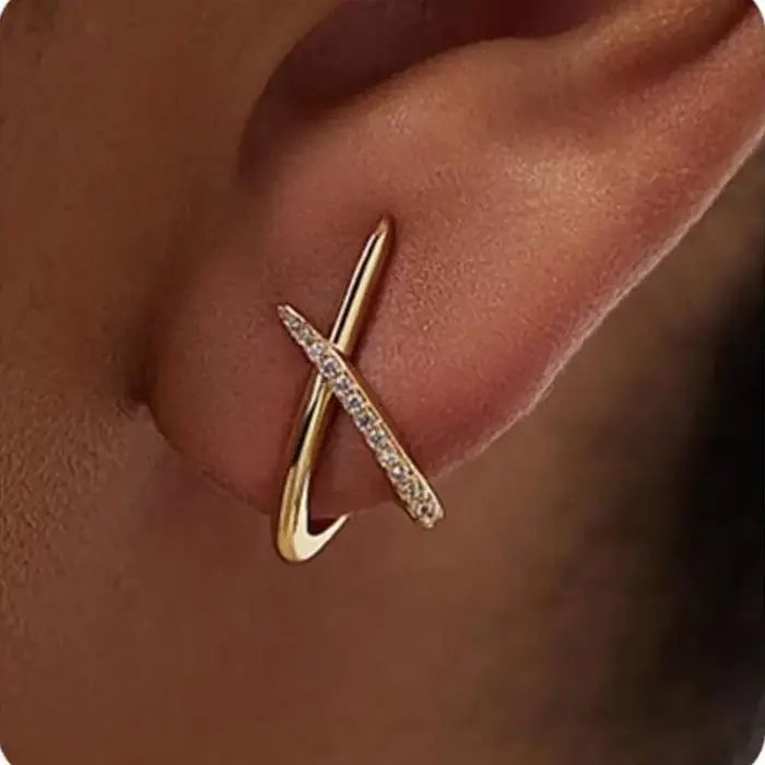 Boucles d'oreilles en or pour femmes à la mode