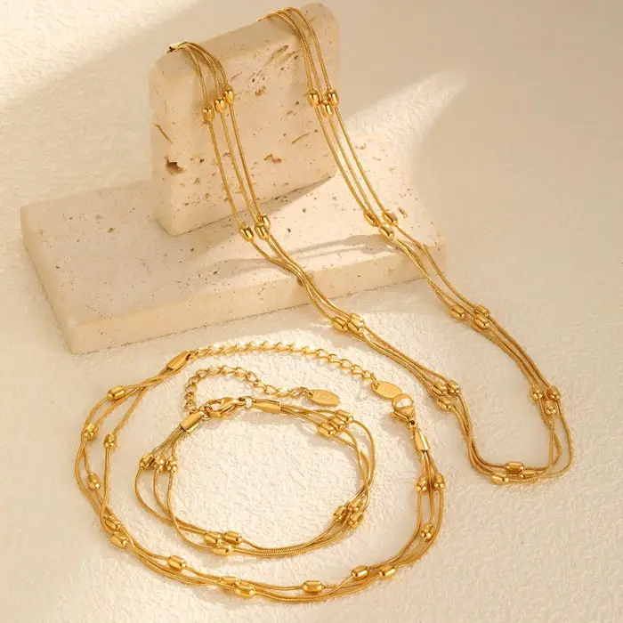 Bracelet de cheville à chaînes de perles à Triple maillon pour femmes