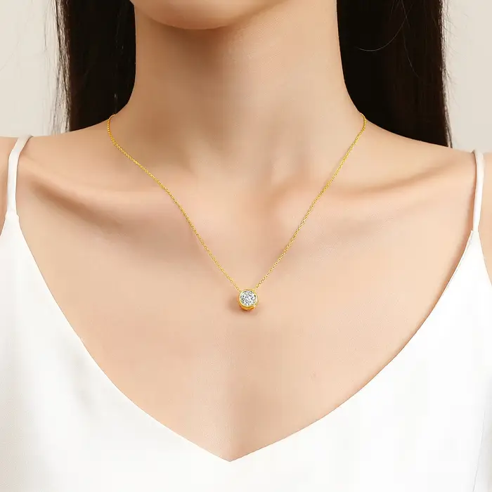 Collier en or 100% véritable 18 carats avec Moisanite 0