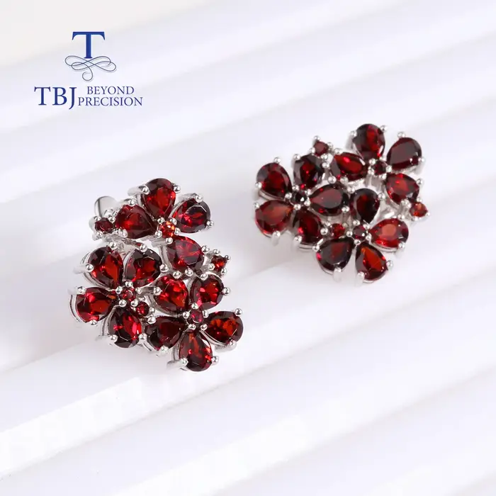 Boucles d'oreilles fleur grenat rouge naturel en argent sterling 925 pour femmes occasions spéciales soirée élégante cadeau女性专用天然红宝石花卉耳环,银质925,适用于特别场合的晚宴和优雅活动,作为礼物