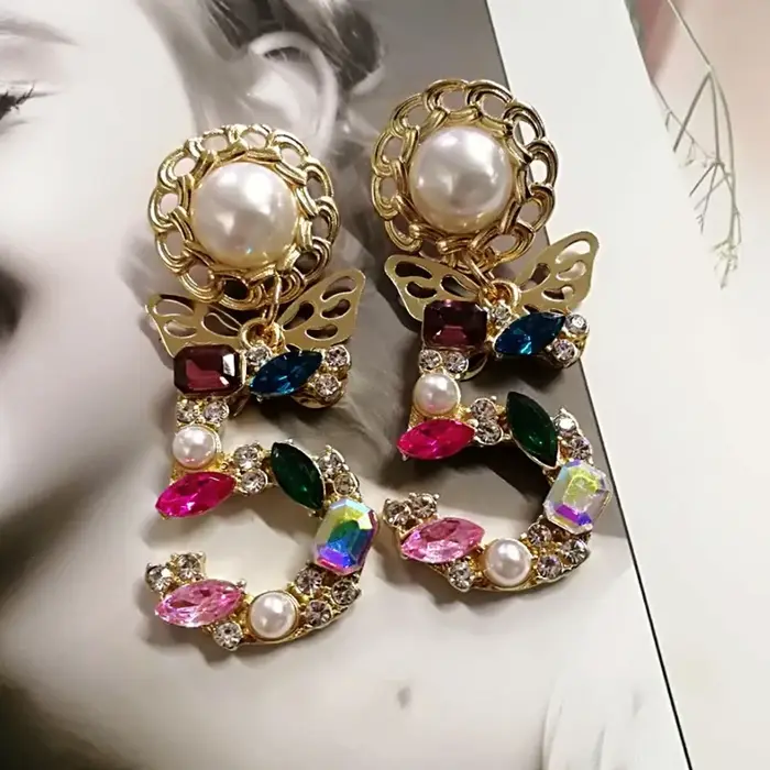 Boucles d'Oreilles Grandes Déclarations en Cristal Élégantes pour Femmes Occasions Spéciales Voyage Anniversaire Mariage