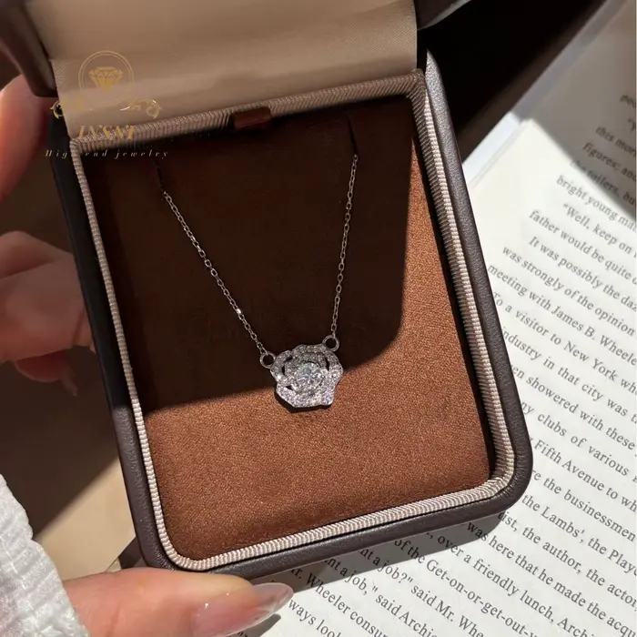 Collier en argent pur S925 avec pendentif fleur de camélia bohème pour femme