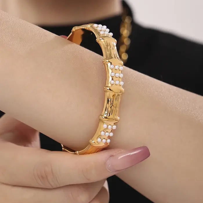 Bracelet unique plaqué or 18 carats pour femme