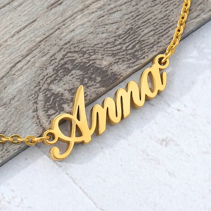 Bracelets personnalisés avec nom pour femmes