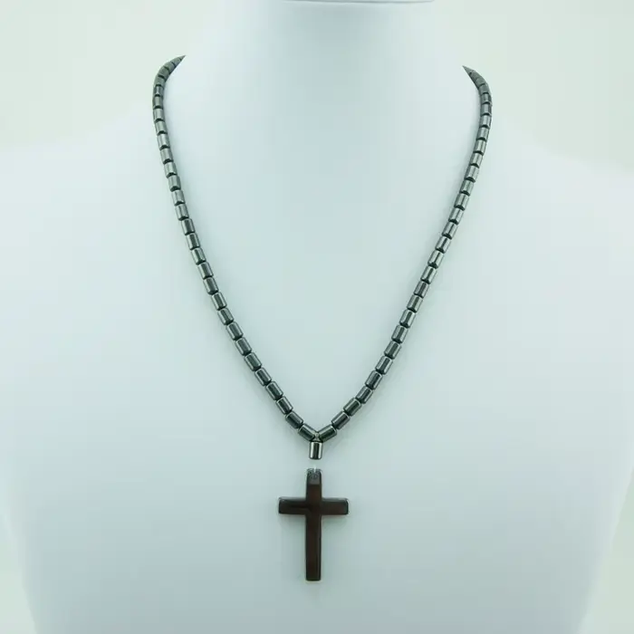 Collier en hématite avec croix de jésus, perles noires aimantées, thérapie magnétique, soins de santé, pendentif énergétique, bijoux religieux