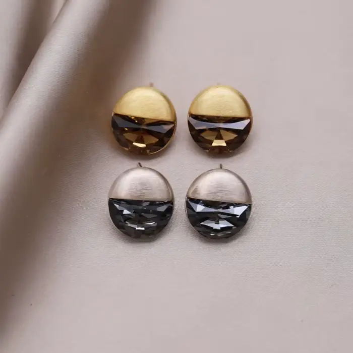 Boucles d'oreilles en métal brossé plaqué or 14 carats, nouveaux bijoux à la mode coréenne, demi-cercle en cristal gris, accessoires de travail quotidiens élégants pour femmes