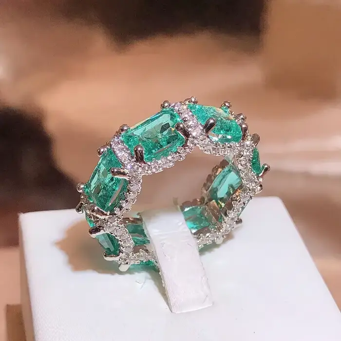 Bague Paraiba en Zircon Plaquée Argent 925 pour Femmes Occasions d'Engagement Unique et Élégante