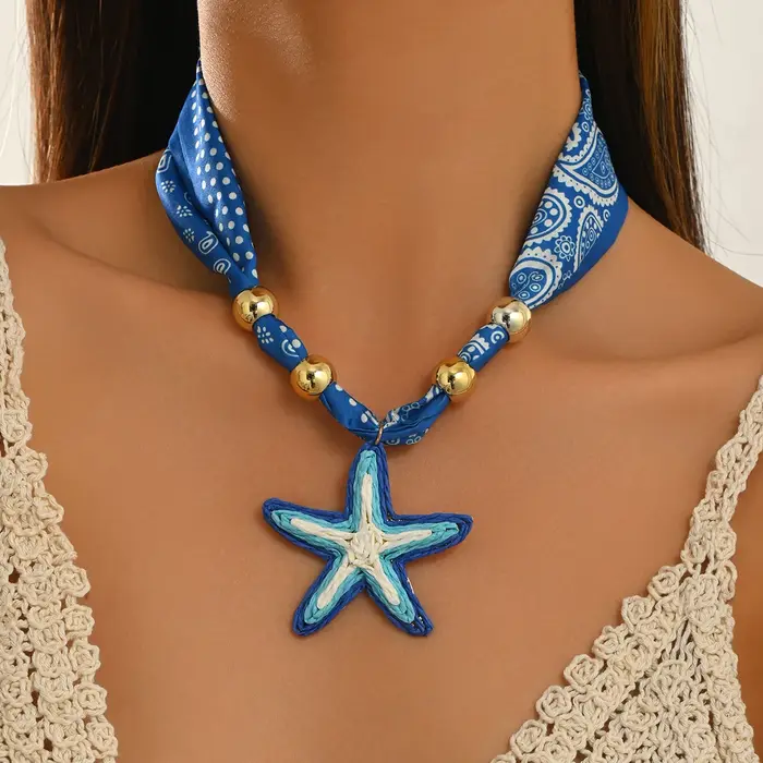 Collier ras du cou bandana bleu bohème pour femme, avec pendentif étoile de mer en raphia tressé et 