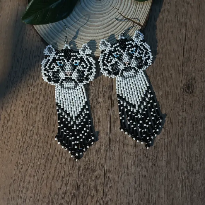 Boucles d'oreilles tigre créatives faites à la main, bijoux bohème à franges perlées, boucles d'oreilles pendantes à la mode pour femmes, adaptées au quotidien