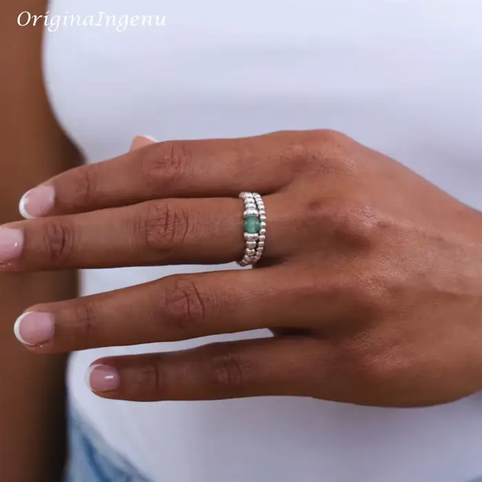 Bague en perles d'aventurine remplie d'argent et d'or pour femme
