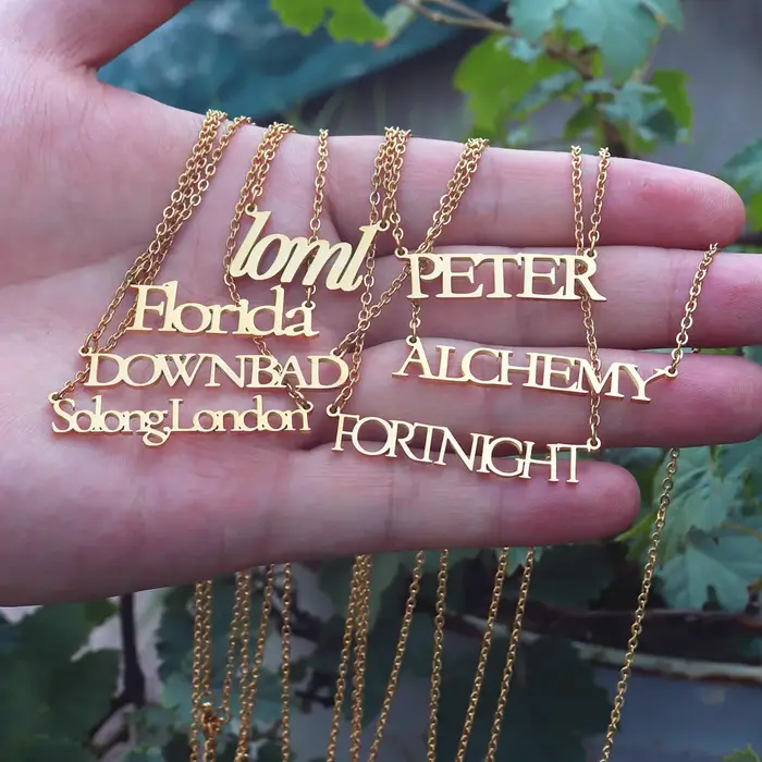 TS Inspired Bijoux En Acier Inoxydable Taylor Album Colliers pour Amoureux de la Musique Fan Cadeau So Long Londres PETER Collier ras du cou Filles