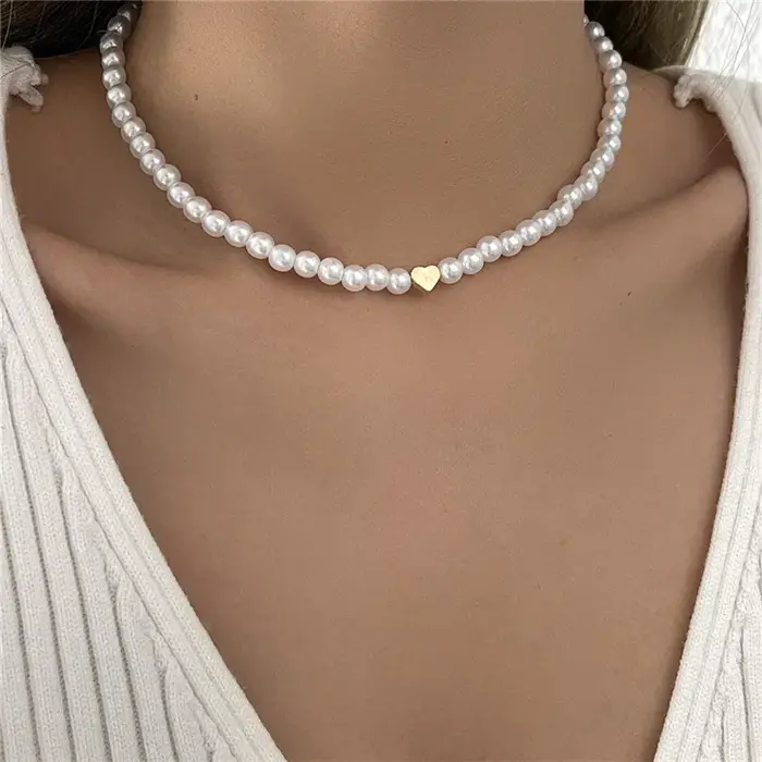 Collier ras du cou en perles pour femmes