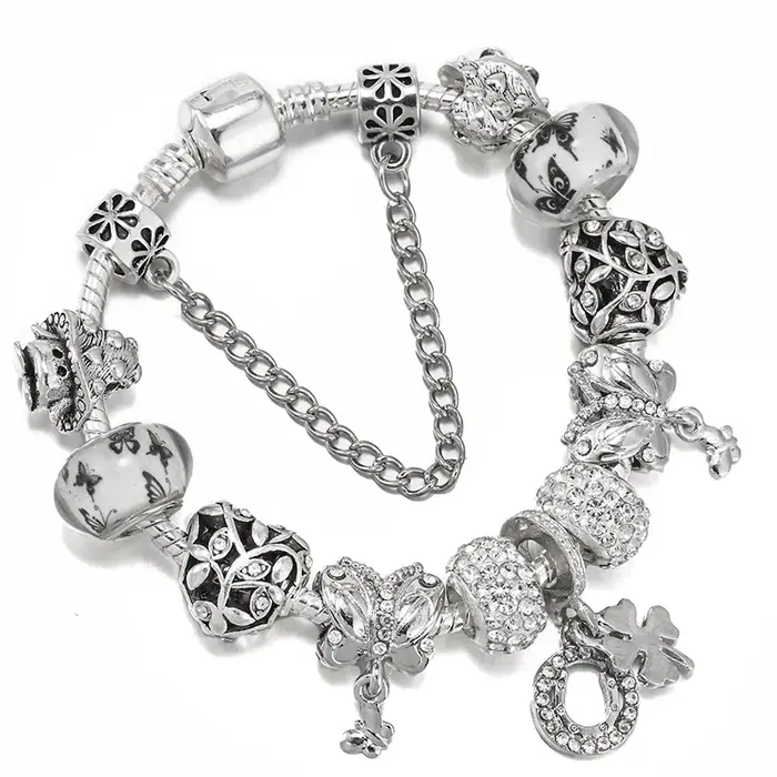 Bracelet à breloques de Style naturel pour femmes, avec papillon, herbe porte-bonheur, pendentifs en