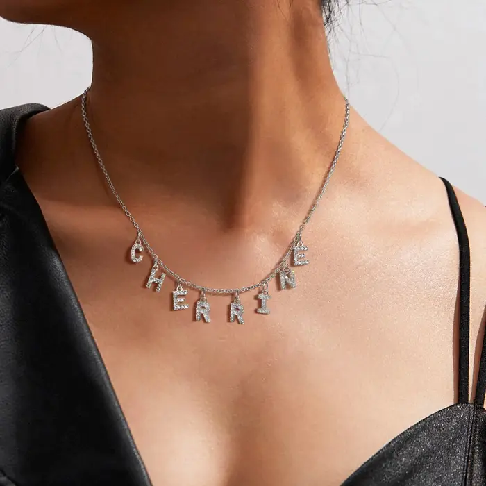 Collier avec nom personnalisé avec initiale pour femmes et mamans