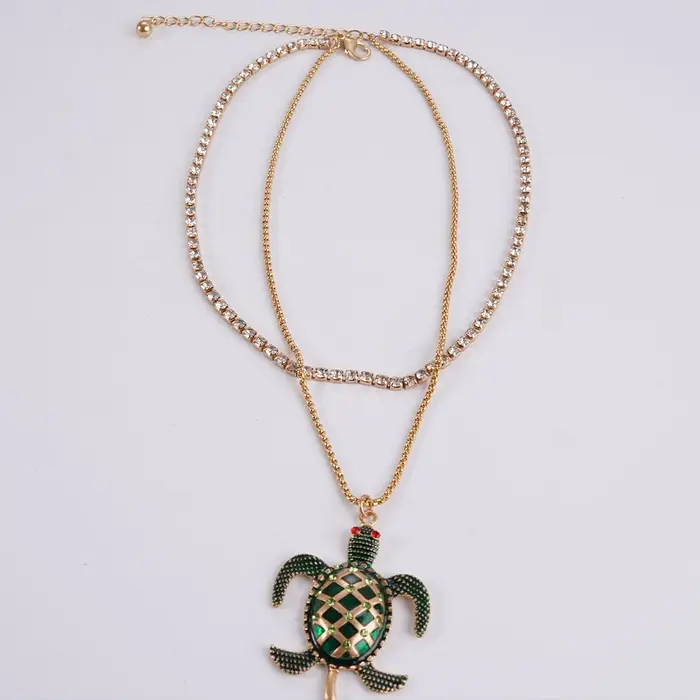 Collier Pendentif Tortue Double Couche, Un Mélange Unique d'Inspiration Naturelle pour RefTravel, Ra