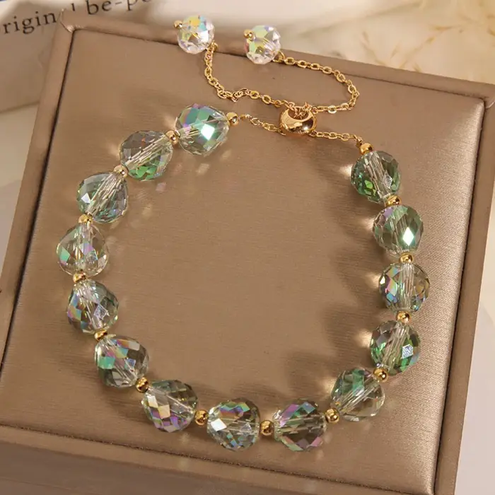 Bracelet perlé en cristal brillant