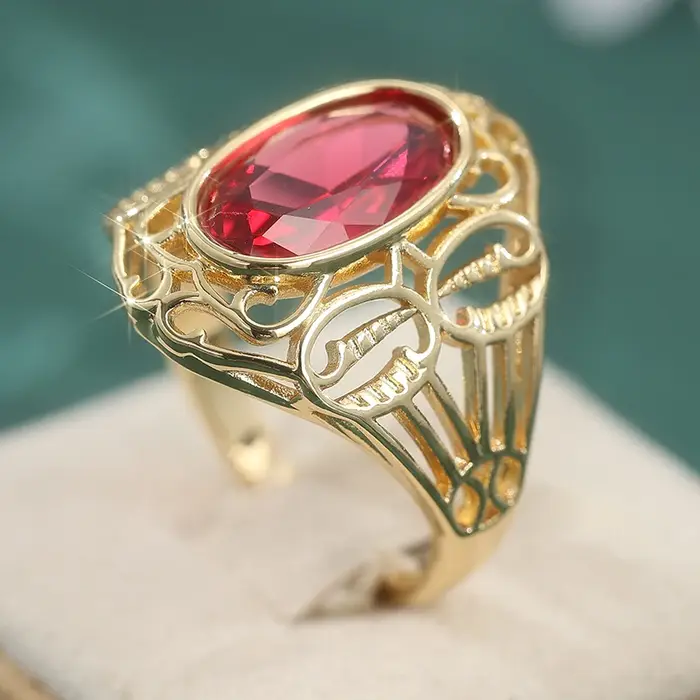 Magnifique bague vintage en or creux sculptée à la main avec rubis synthétiques pour femme, bijou él