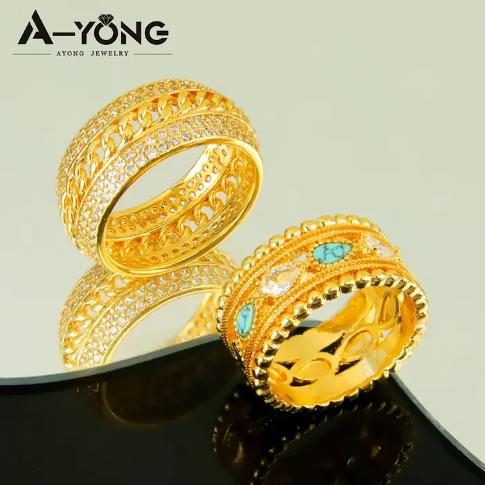 Bague de cocktail vintage marocaine plaquée or 24 carats sertie de zirconium blanc élégante à offrir pour femme occasions spéciales