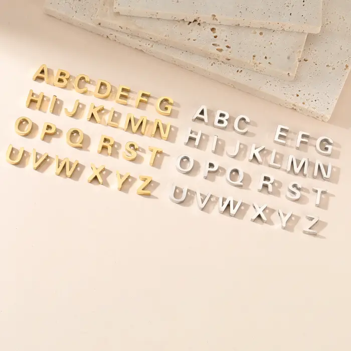 Collier avec nom initial A-Z 26 lettres