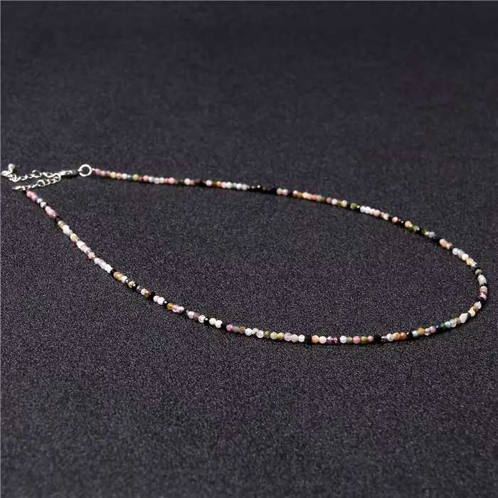 Collier perlé en pierre naturelle
