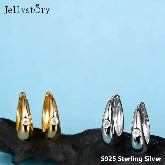 Boucles d'oreilles exclusives en argent sterling S925 avec moissanite, design minimaliste, luxe léger, haut de gamme, design unique, bijoux de tous les jours, cadeau pour femme
