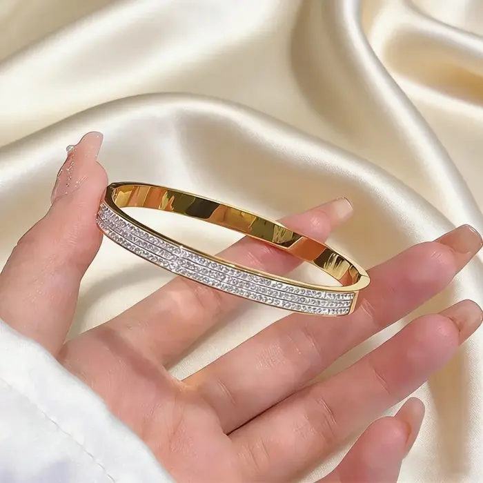 Bracelet jonc de luxe en acier inoxydable plaqué or pour femme