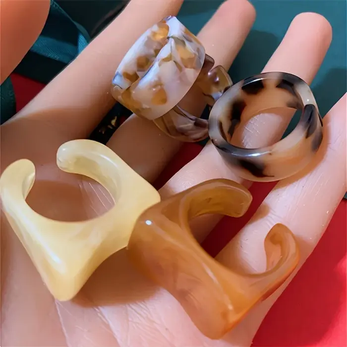 Bague empilée bohème rétro ouverte en résine pour femmes