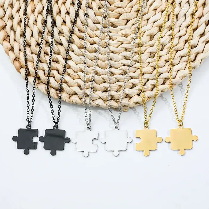 1 paire de colliers avec pendentif en forme de Puzzle classique en acier inoxydable