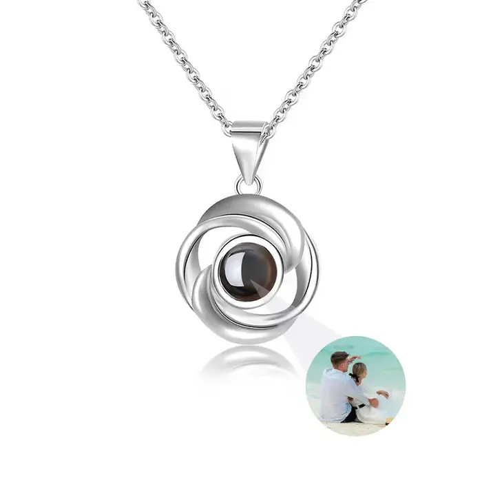 Collier Photo Personnalisé avec Pendentif de Projetive de Fleurs de Rose pour Cadeaux Commémoratifs de Fêtes et Occasions Spéciales pour Femmes