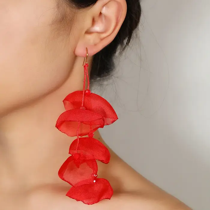 Boucles d'oreilles longues à breloques pour femmes