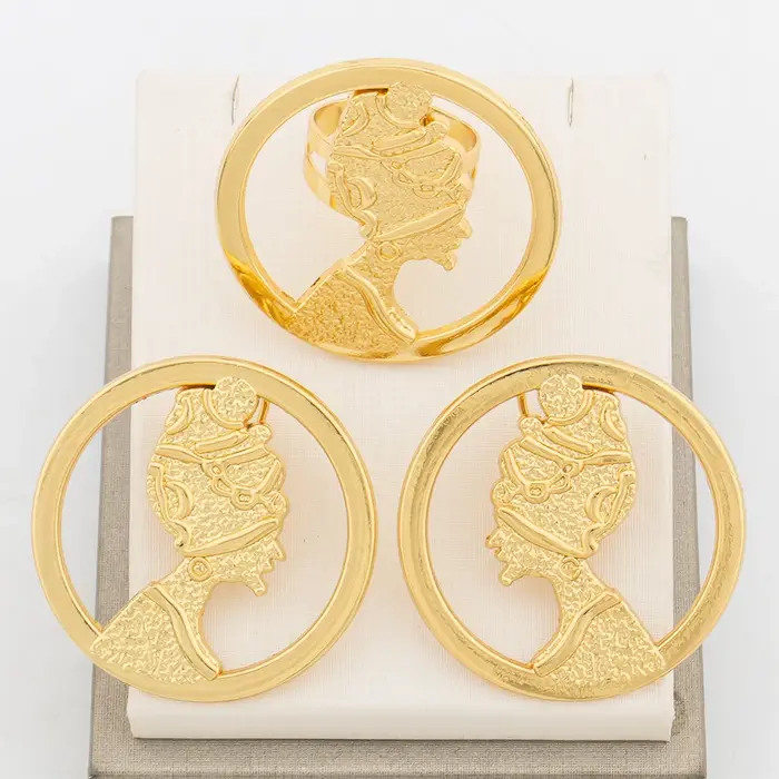 Ensemble de bijoux plaqués or 18 carats pour femmes, boucles d'oreilles carillon exquises, matiques 