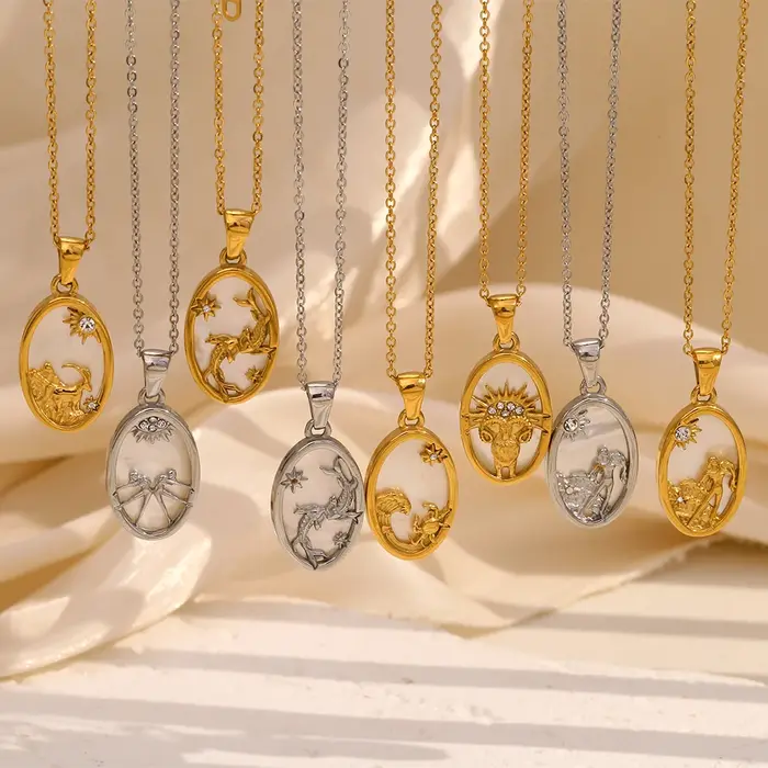 E.B.belle – collier avec pendentif Constellation en acier inoxydable