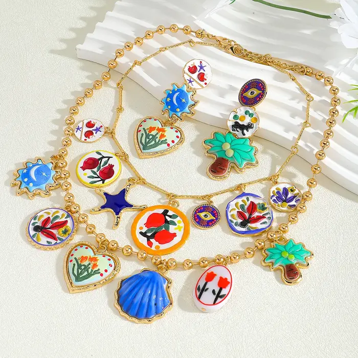 Collier et Boucles d'Oreilles en Résine Or Jaune Clair Unique Design Vintage Fleurs de Palmier Accessoire Bijoux Occasion Spéciale Femme
