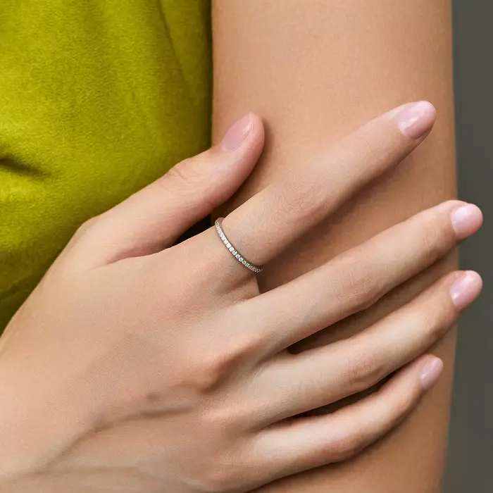 MODIAN Simple éternité Moissanite bague 925 en argent Sterling scintillant Simple mince anneaux de mariage pour les femmes bijoux fins