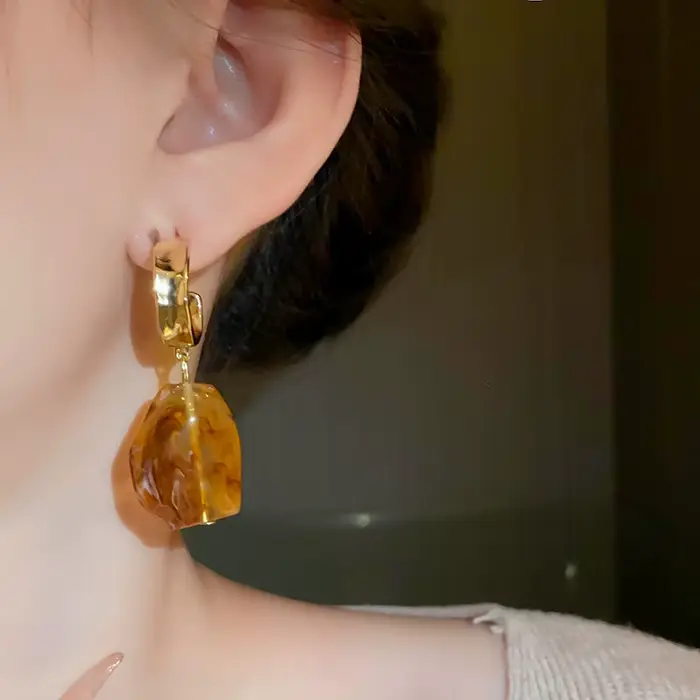 Boucles d'oreilles pendantes en résine ambrée Maillard pour femmes