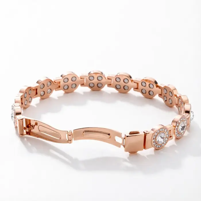 Bracelet Magnétique Élégant en Zircone Cubique pour Tenues Décontractées Féminines Occasions Spéciales Présent Attentionné