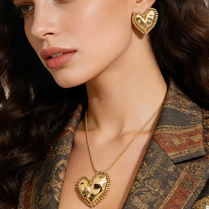 Ensemble de bijoux cœur texturé doré