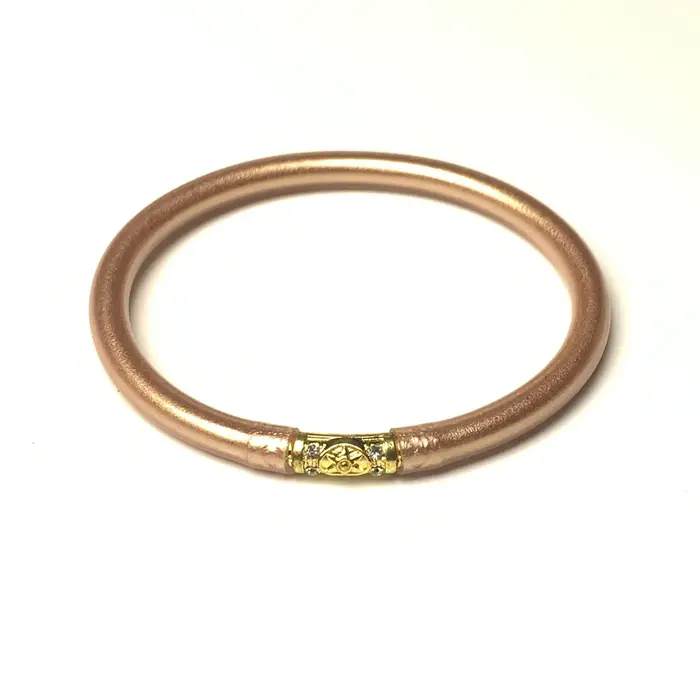 Bracelets tibétains magiques pour femmes, chargés d'énergie positive, finitions métalliques diverses, idéaux pour les occasions spéciales et le quotidien
