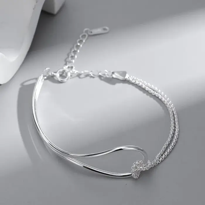 Bracelet minimaliste élégant pour femmes design géométrique double couche nouée chaîne fait main bijoux cadeaux occasions spéciales tracker humeur