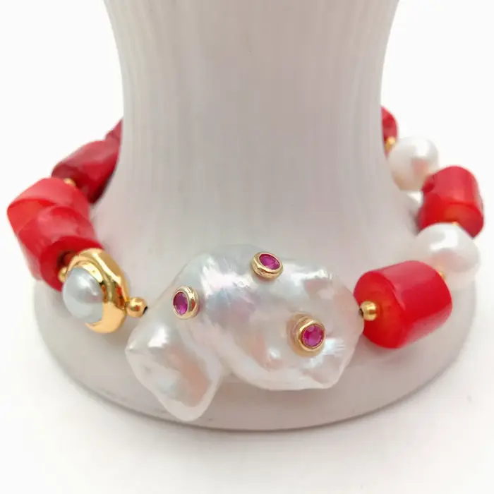 Bracelet perle de culture blanche rouge