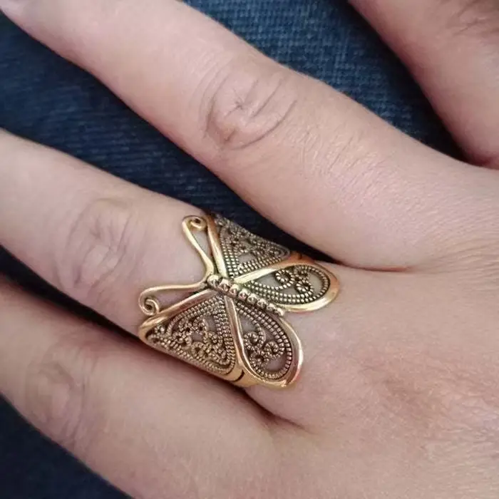 Bague papillon tibétaine rétro en argent pour femmes
