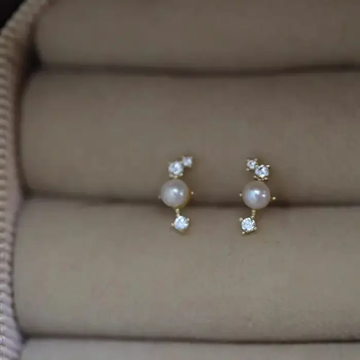 Boucles d'Oreilles en Argent Sterling 925 Plaqué Or 14K pour Femme, Petites et Élégantes, Accessoire