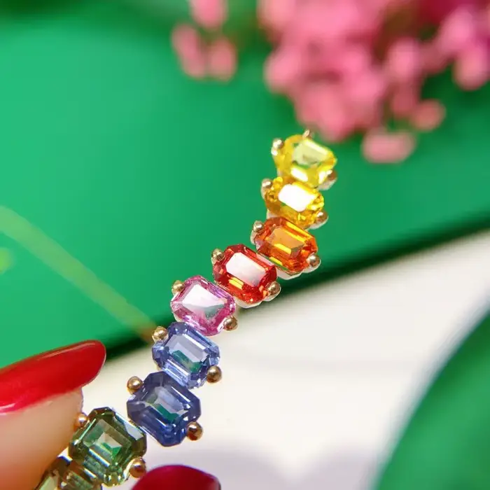 Collier en Zircon de différentes couleurs naturelles