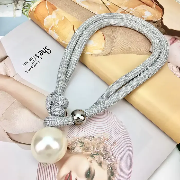 MANILAI-Colliers avec pendentif en perles pour femmes, bijou avec ULoptique ajustable, nouvelle collection
