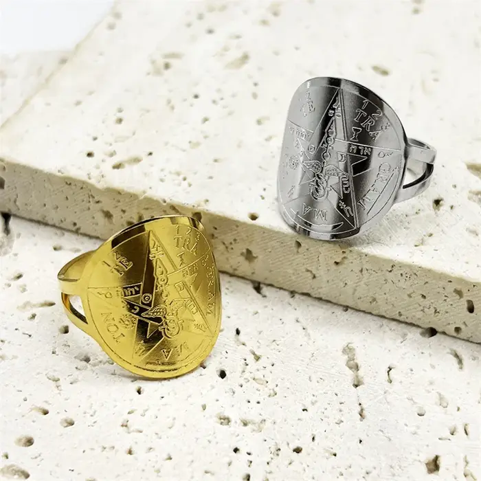 Bagues pentagrammaton de sorcellerie pour femmes et hommes