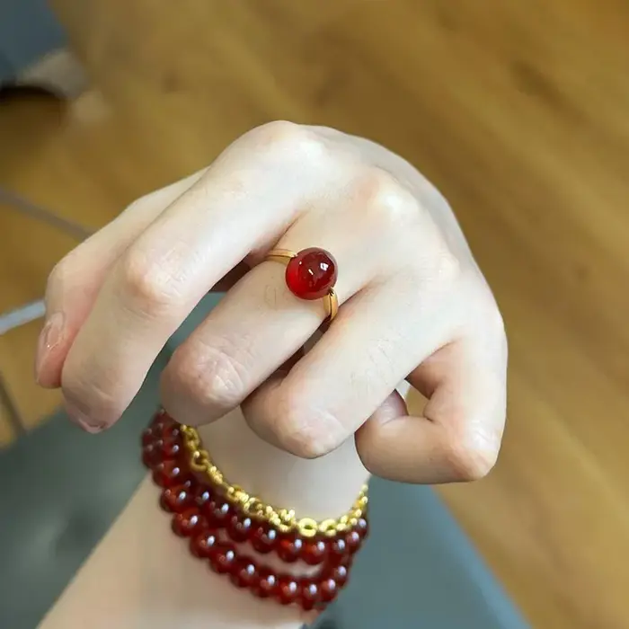 Bagues simples rétro en calcédoine naturelle rouge pour femmes