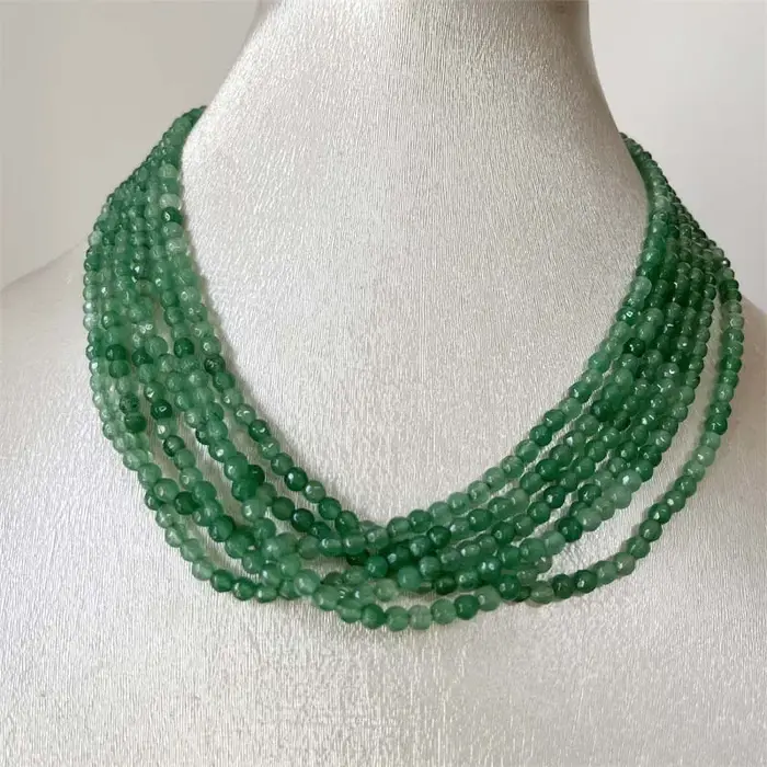 Collier émeraude verte brésilienne à facettes