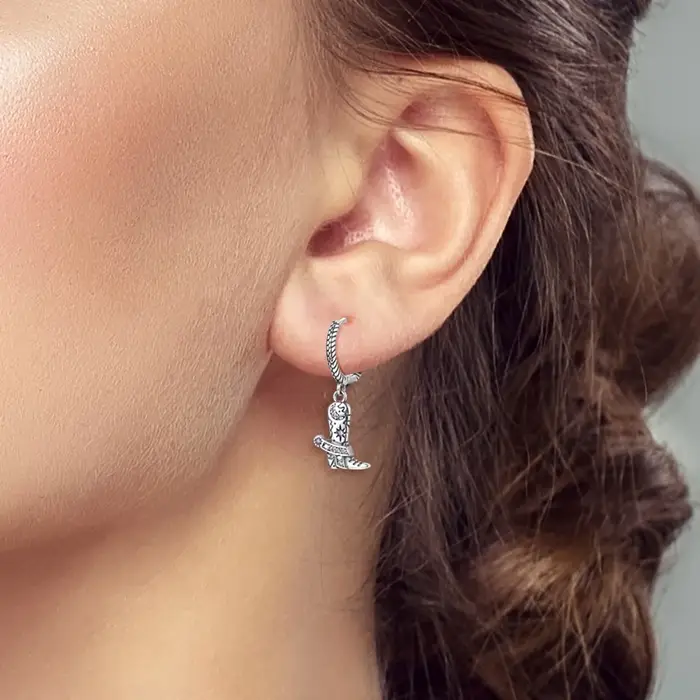 Boucles d'oreilles en argent Sterling 925 avec zirconium blanc pour femmes, bijoux pour occasions spéciales, design original et élégant pour soirée et mariage
