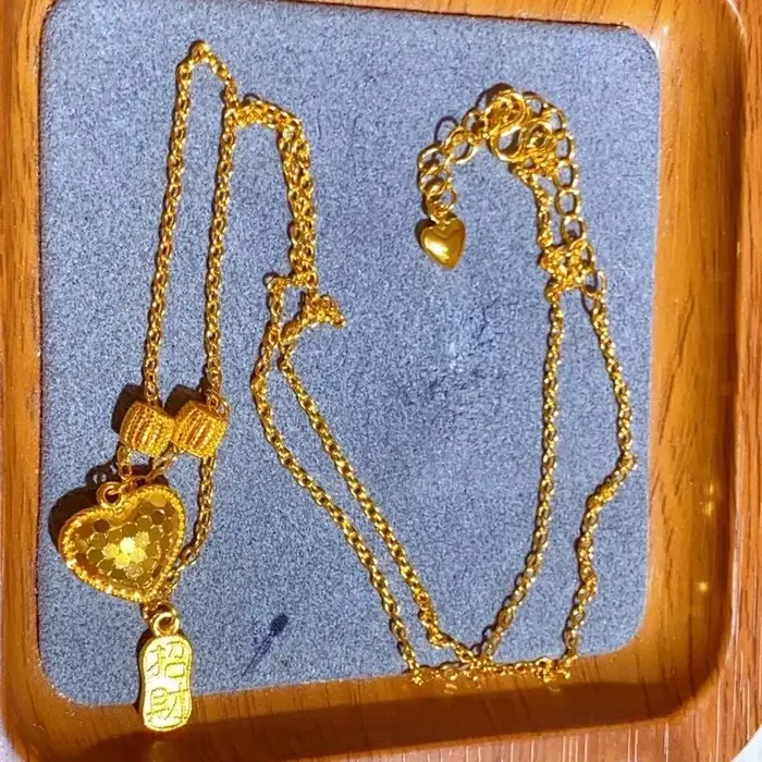 Collier pendentif en forme de cœur en or 18 carats pour femmes