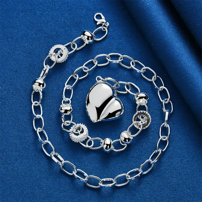 Collier Cœur Élégant et Brillant en Argent Sterling 925 pour Femme – Accessoire de Mode pour Fête et Fiançailles